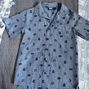 Star Wars Gray and Black Button Down Shirt